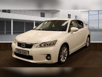 2011 (61) - 200h 1.8 SE-L 5dr CVT Auto