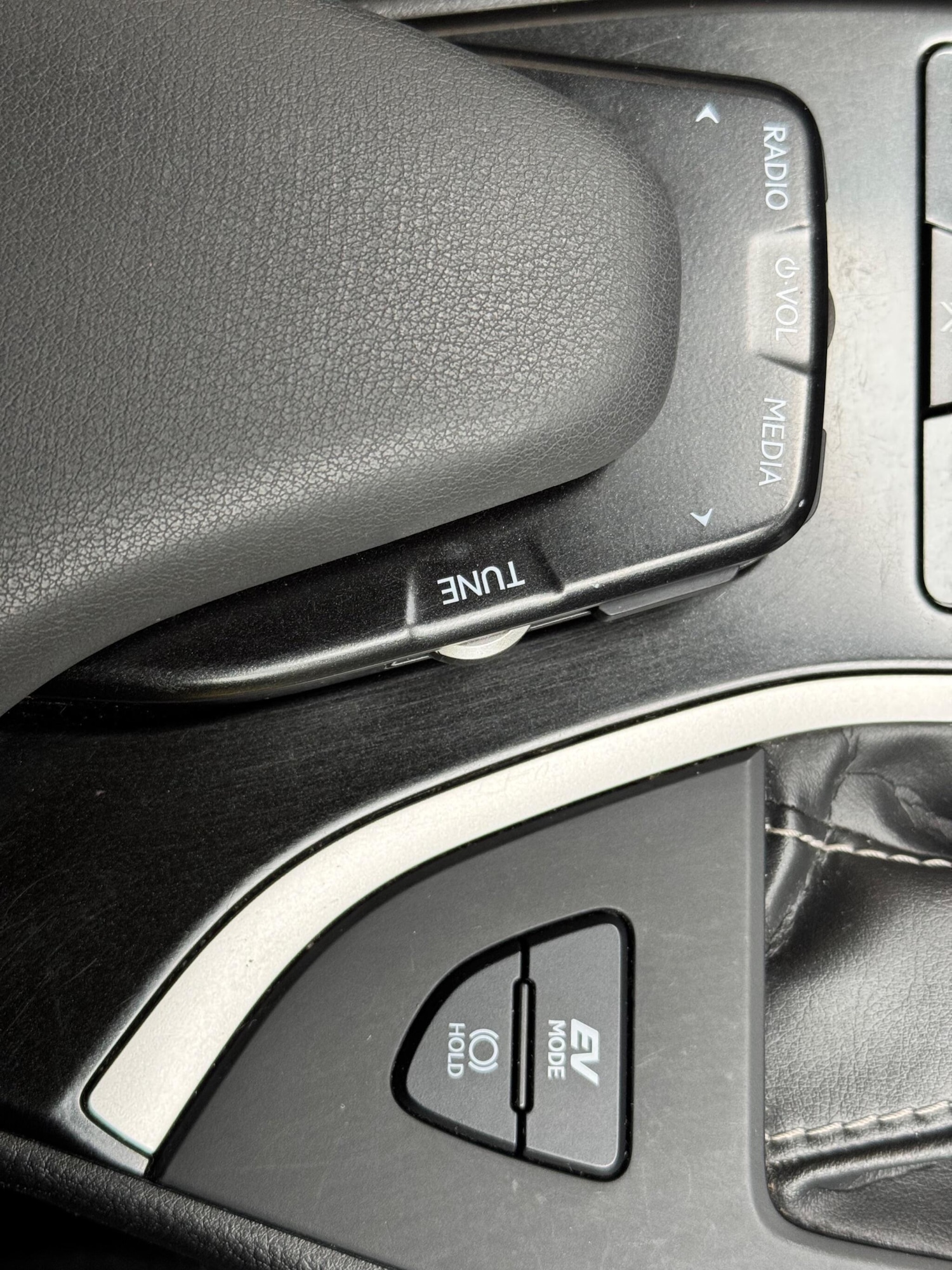 Used Lexus UX 2019 for sale - 76849823: Photo 39