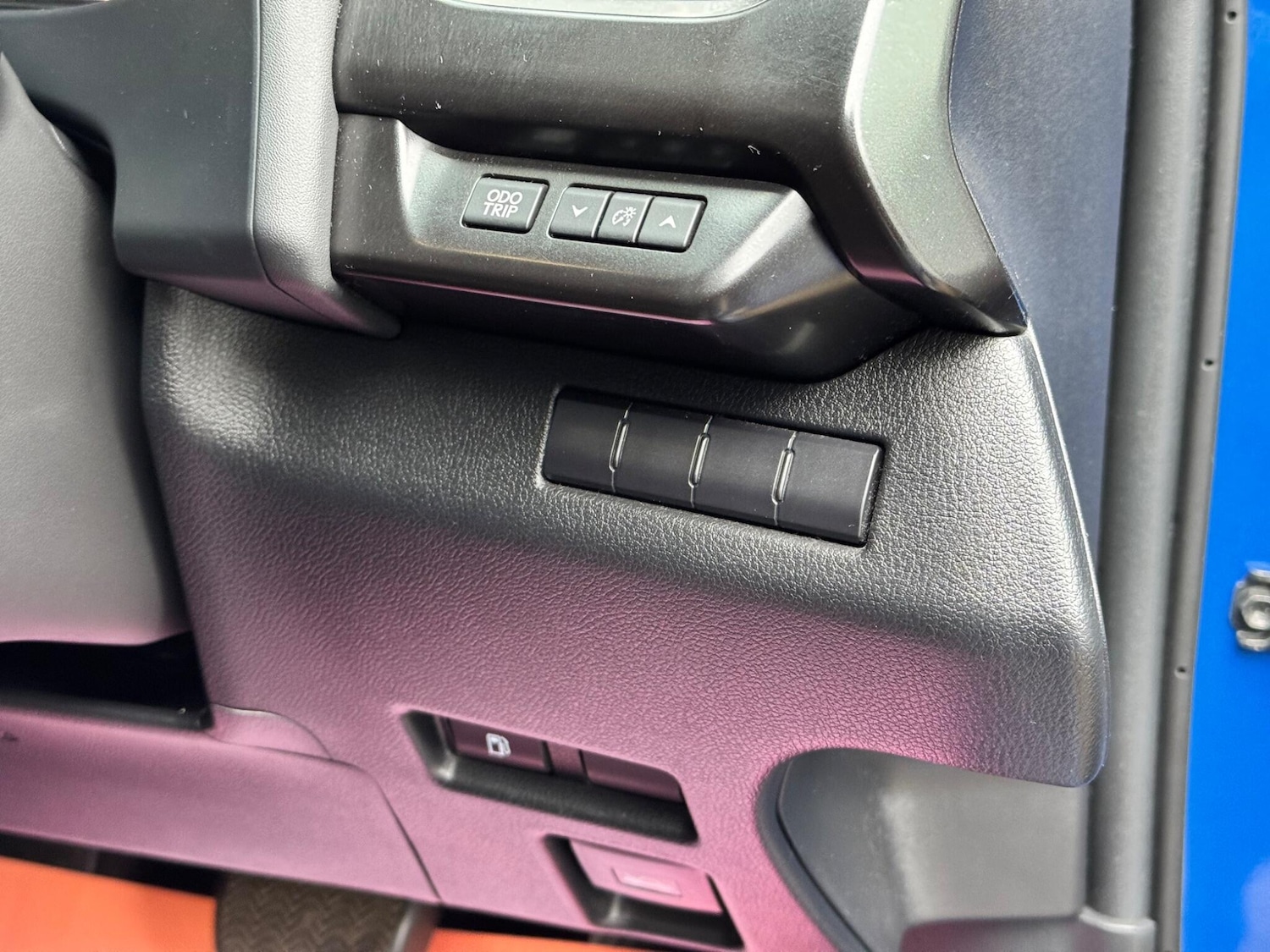 Used Lexus UX 2019 for sale - 76849823: Photo 40