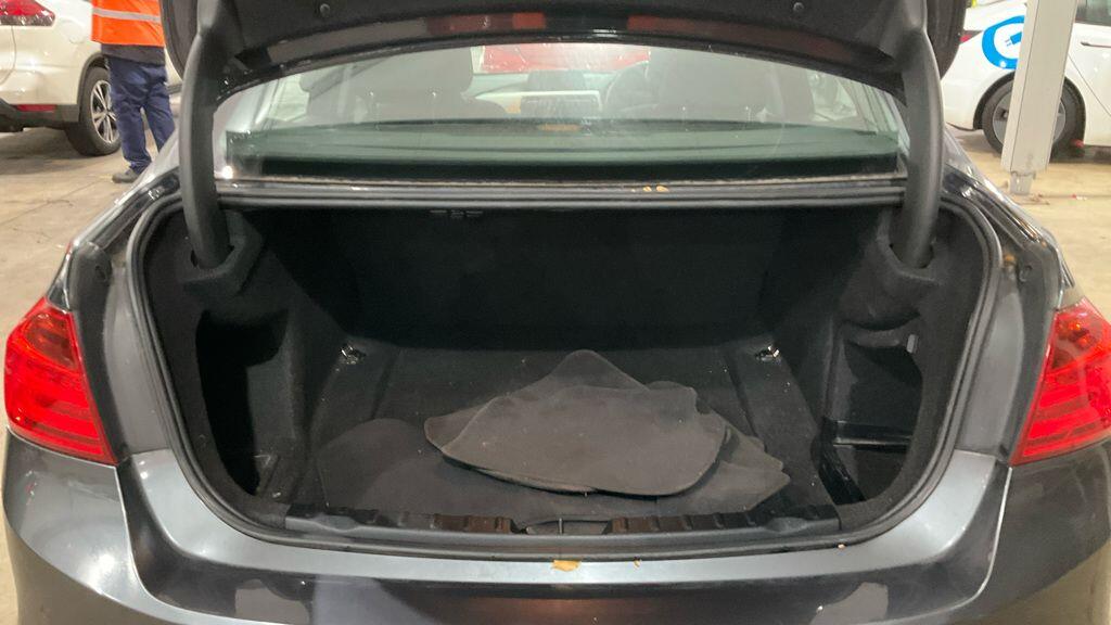 Used BMW 3 Series 2014 for sale - 76360984: Photo 8