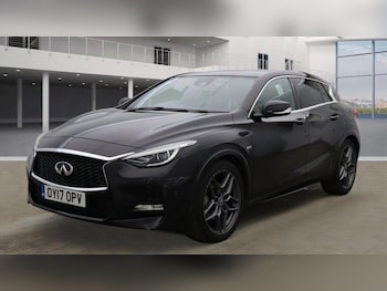 Used Infiniti Q30 2017 for sale - 77016346: Photo
