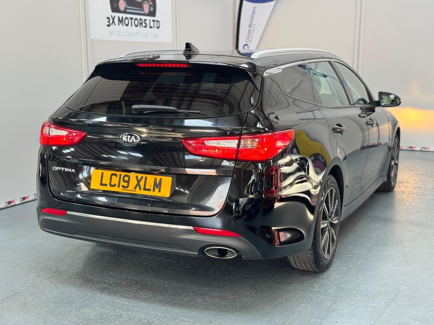 Used Kia Optima 2019 for sale - 76326102: Photo 16