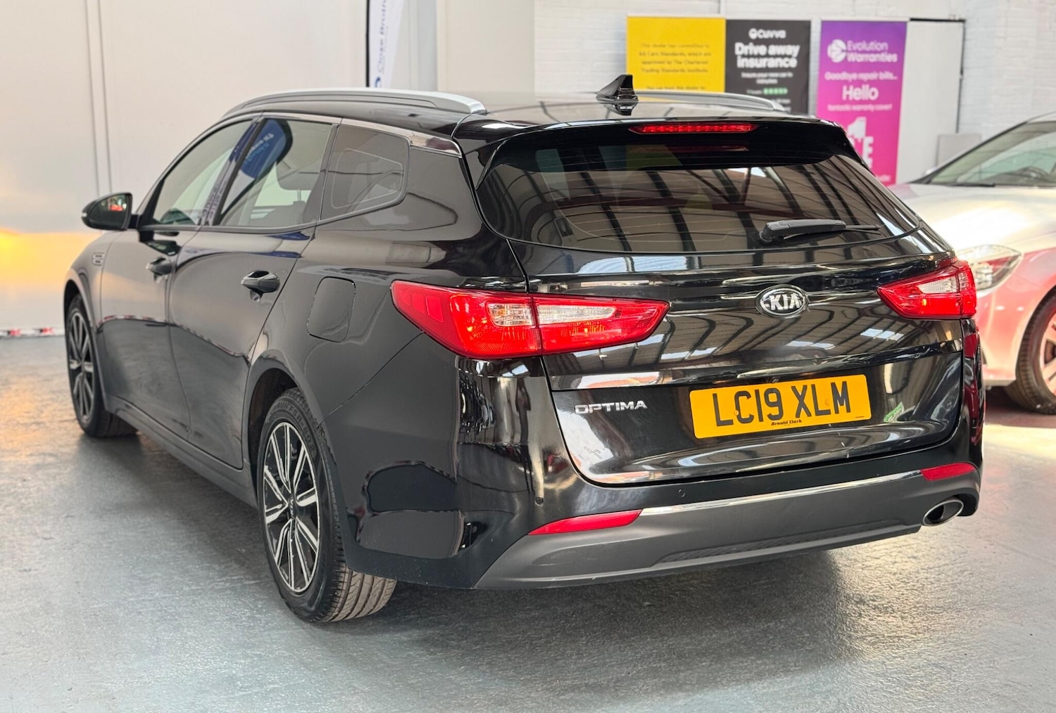 Used Kia Optima 2019 for sale - 76326102: Photo 17