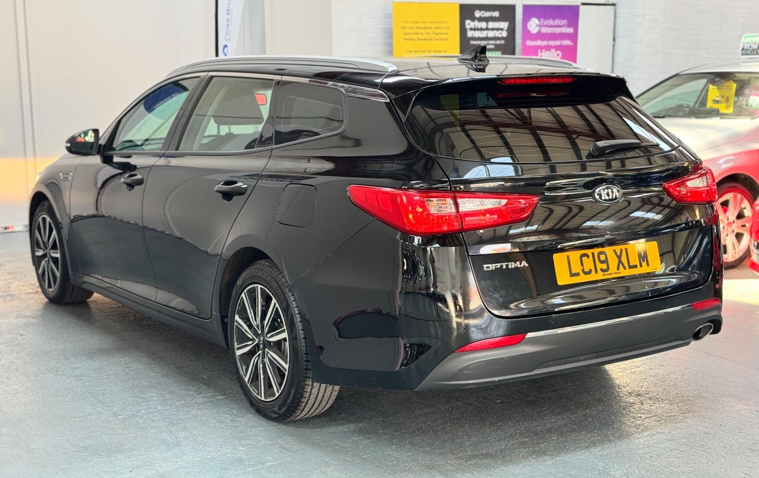 Used Kia Optima 2019 for sale - 76326102: Photo 18