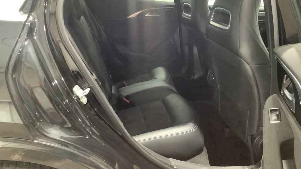 Used Infiniti Q30 2016 for sale - 77155674: Photo 6