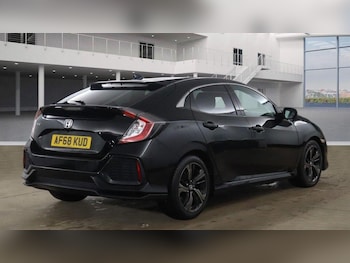 Used Honda Civic 2018 for sale - 77016019: Photo