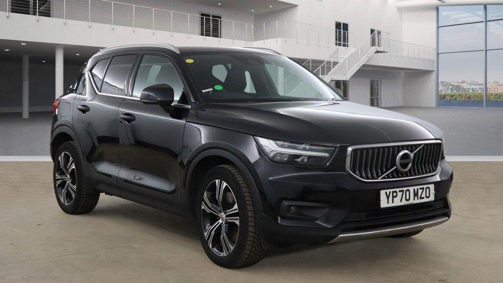 Used Volvo XC40 2021 for sale - 77330742: Photo 2