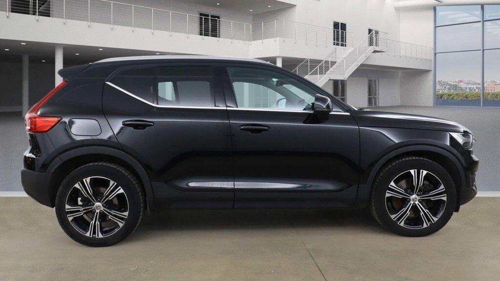 Used Volvo XC40 2021 for sale - 77330742: Photo 9