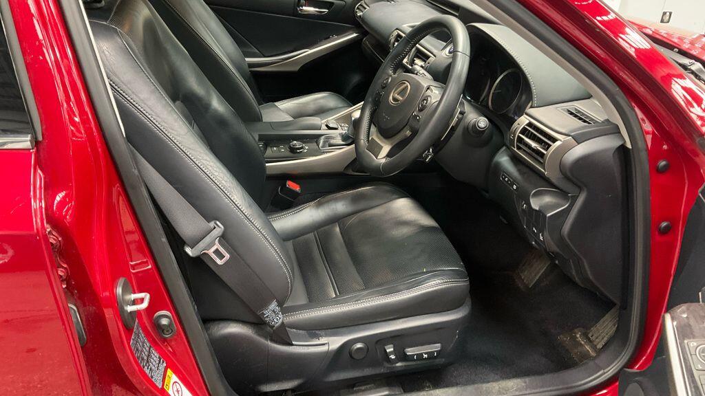 Used Lexus IS 2014 for sale - 76409107: Photo 4