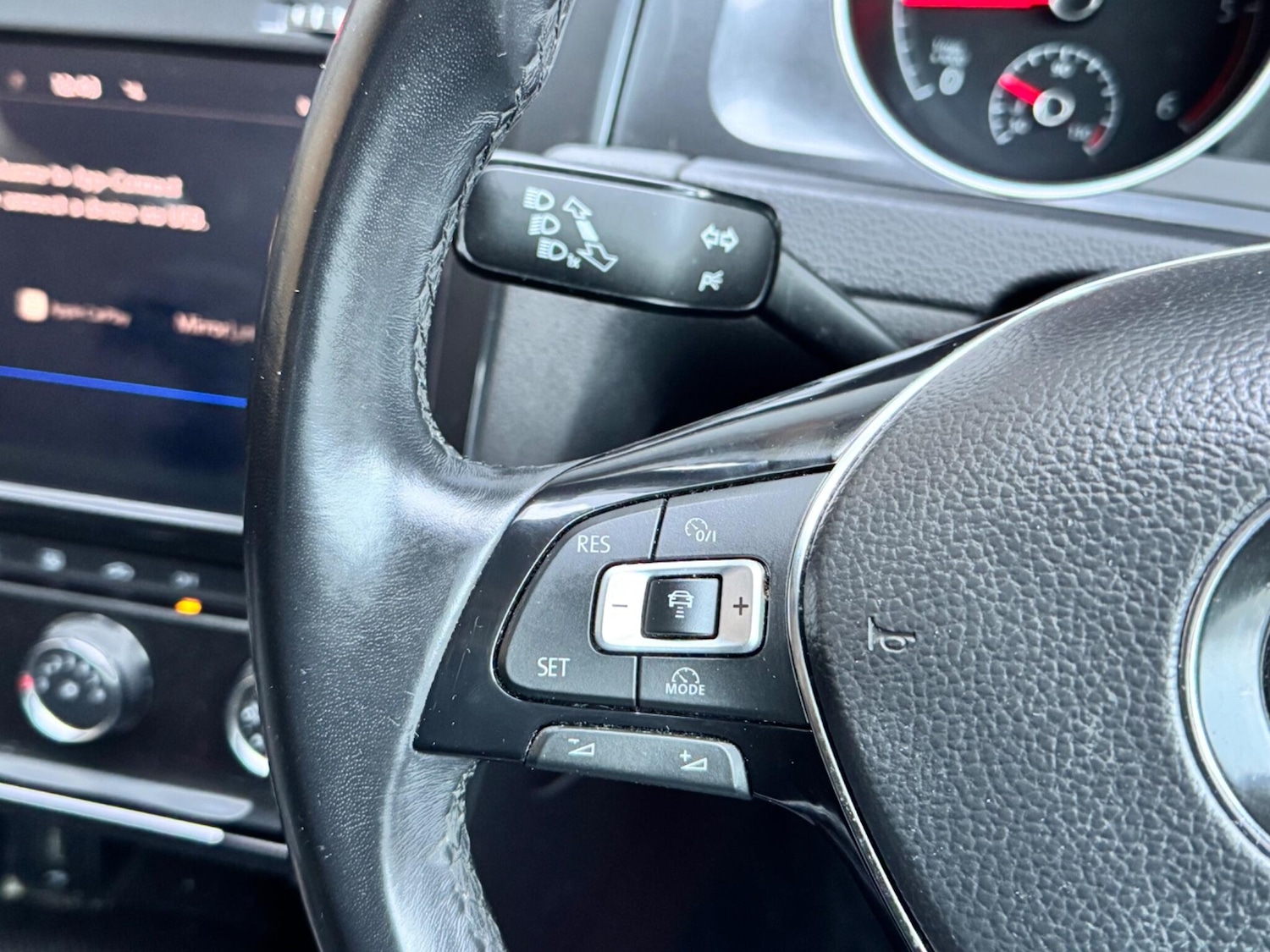 Used Volkswagen Golf 2018 for sale - 76440756: Photo 42