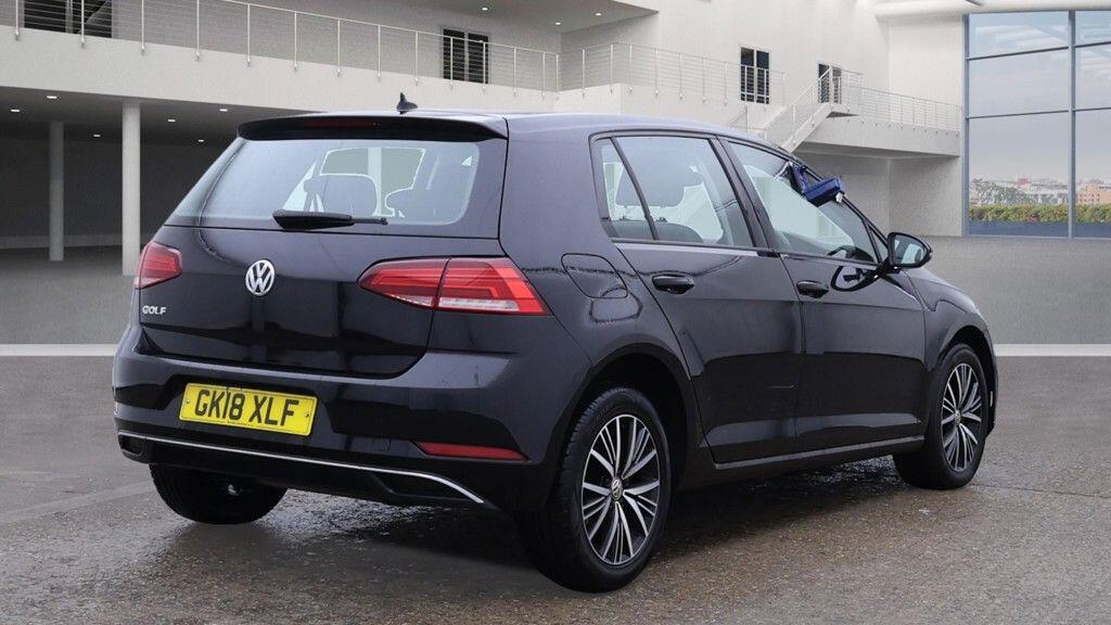 Used Volkswagen Golf 2018 for sale - 76440756: Photo 6