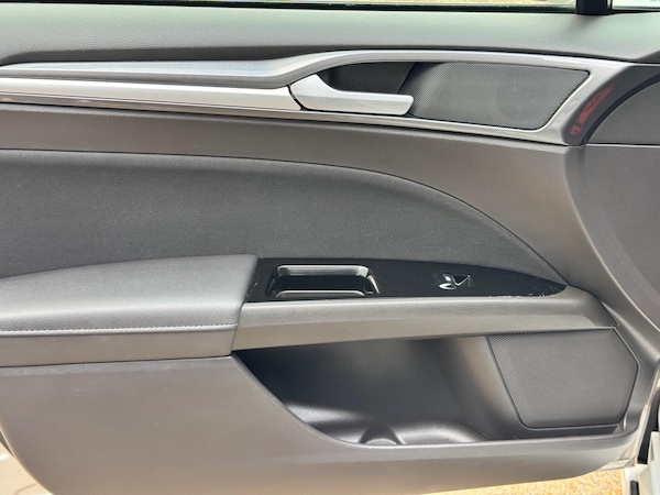 Used Ford Mondeo 2019 for sale - 76326938: Photo 37