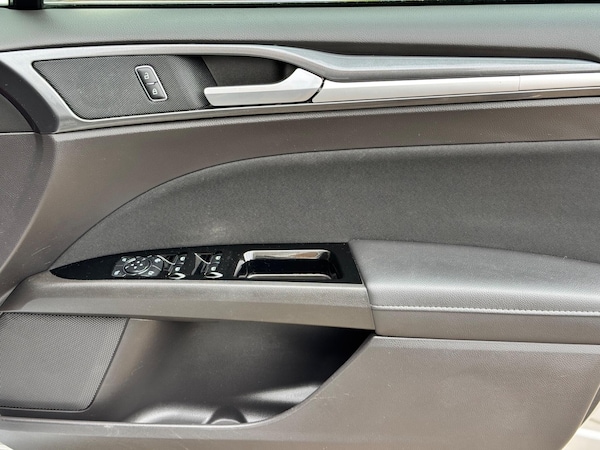 Used Ford Mondeo 2019 for sale - 76326938: Photo 39