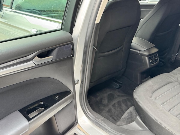 Used Ford Mondeo 2019 for sale - 76326938: Photo 49