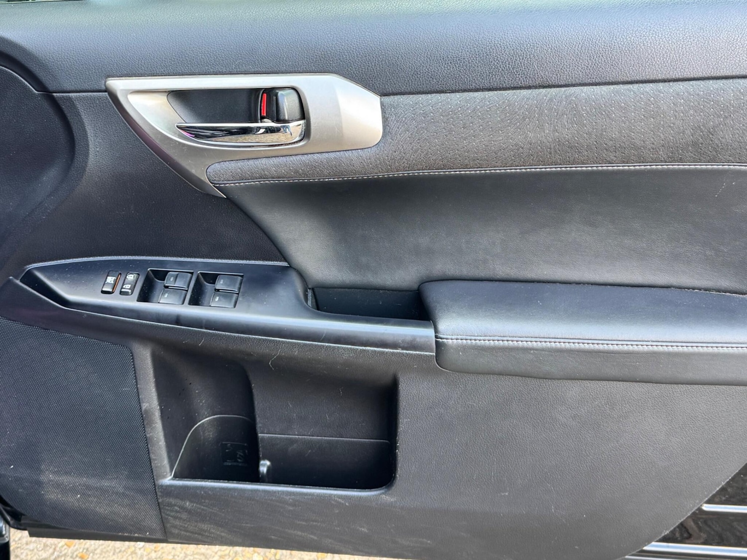 Used Lexus CT 2015 for sale - 76326787: Photo 38