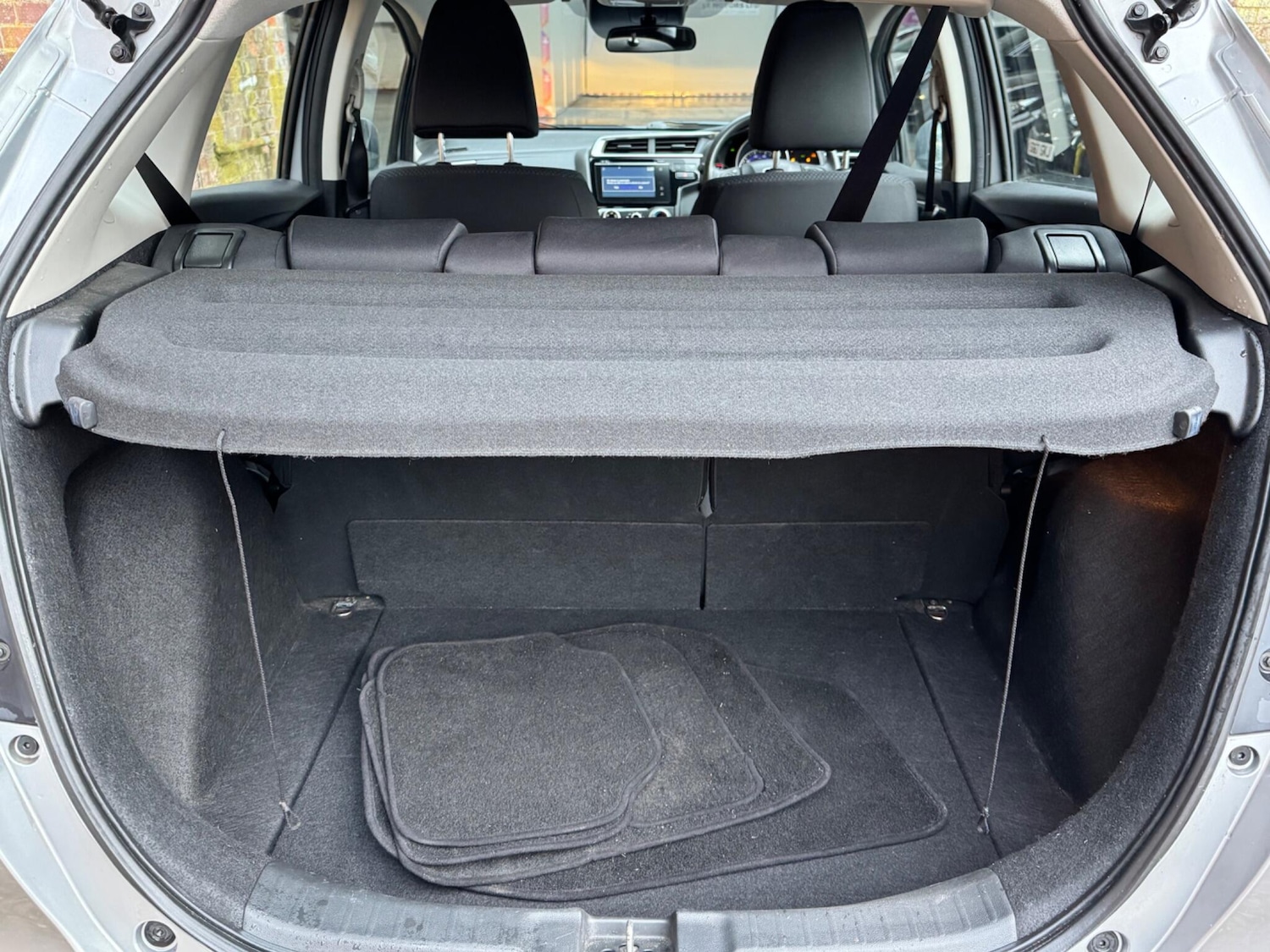 Used Honda Jazz 2017 for sale - 77144073: Photo 17