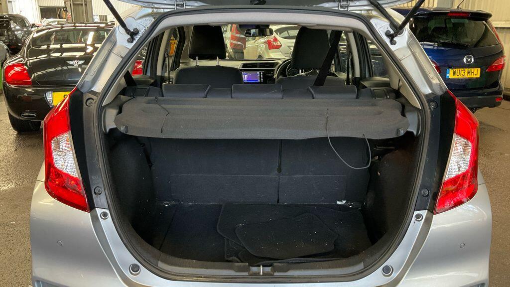 Used Honda Jazz 2017 for sale - 77144073: Photo 9