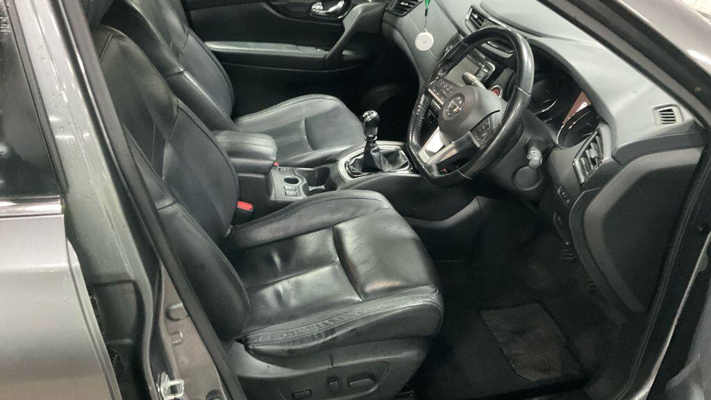 Used Nissan X-Trail 2017 for sale - 77175870: Photo 3