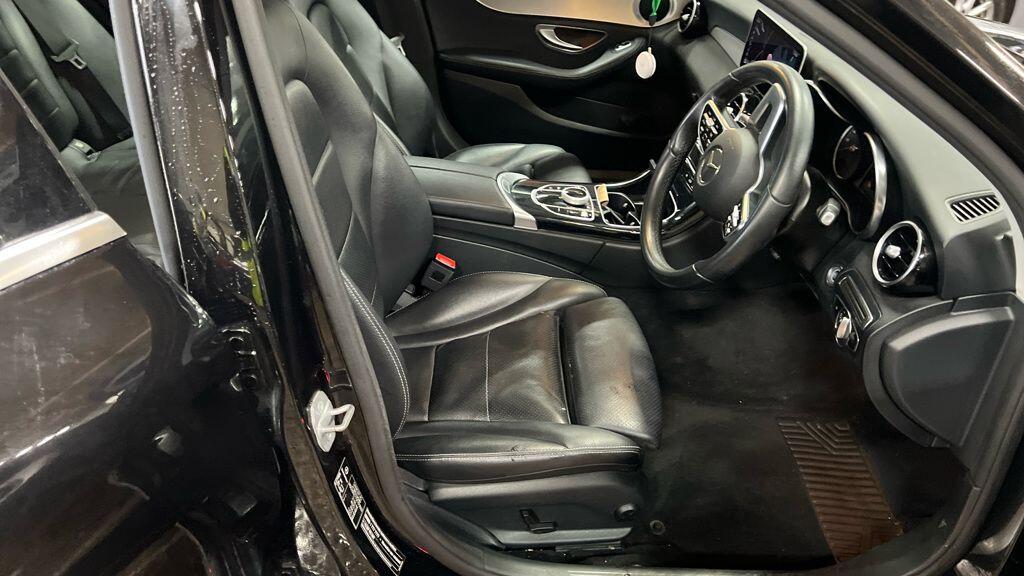 Used Mercedes-Benz C Class 2018 for sale - 77054145: Photo 4