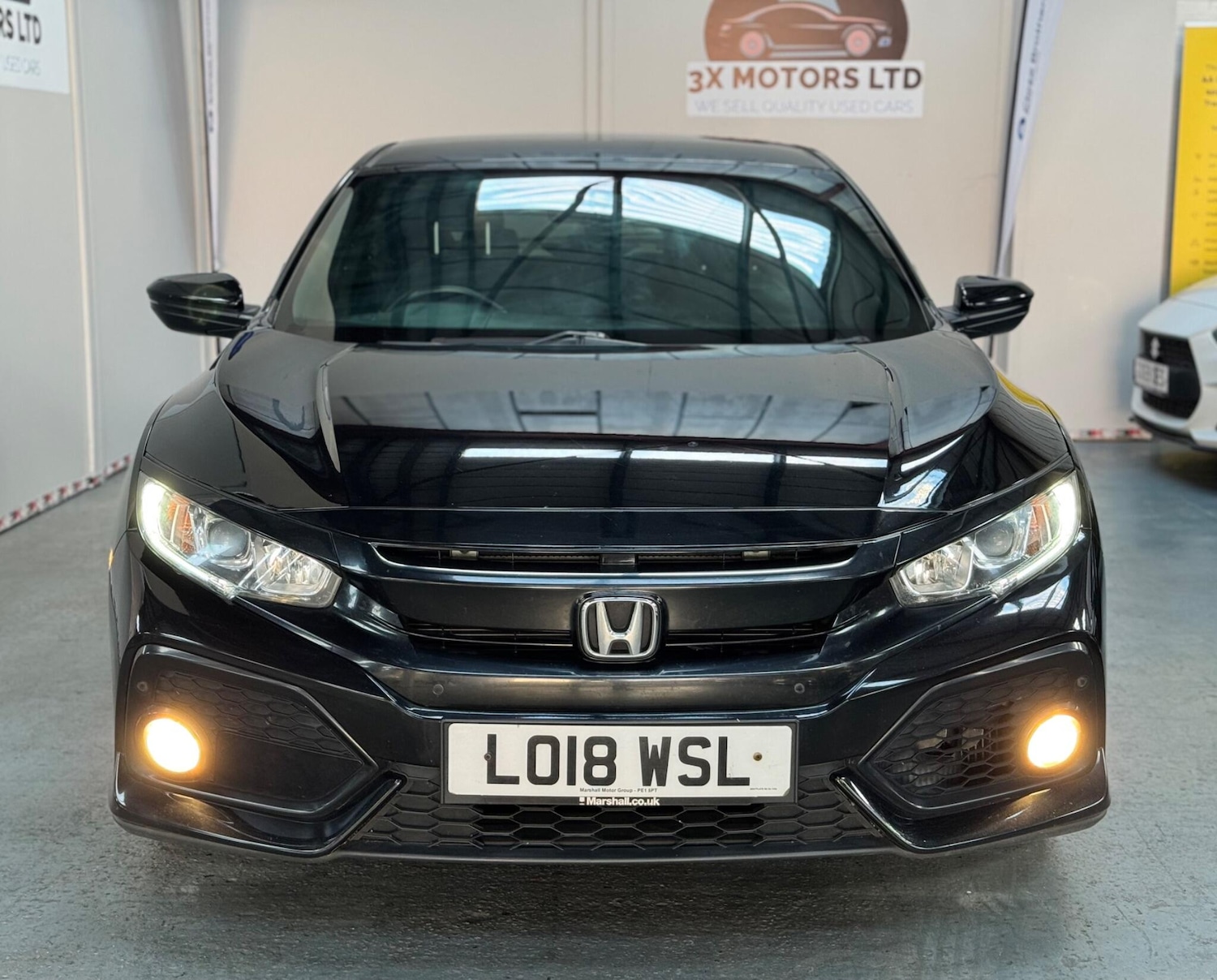 Used Honda Civic 2018 for sale - 76976461: Photo 15