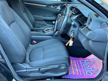 Used Honda Civic 2018 for sale - 76976461: Photo