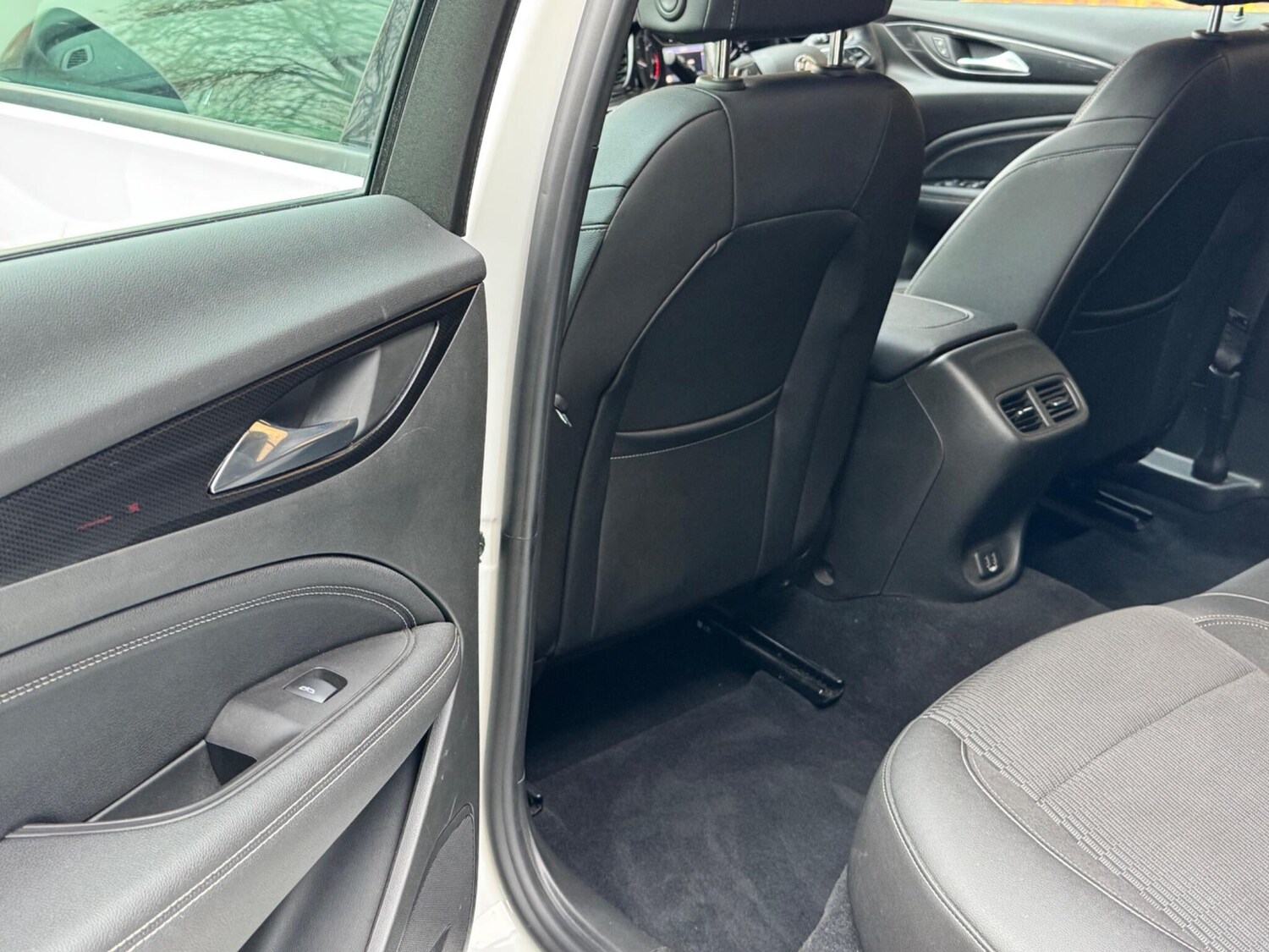 Used Vauxhall Insignia 2019 for sale - 76377208: Photo 40