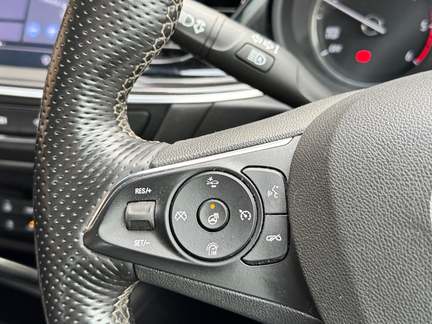 Used Vauxhall Insignia 2019 for sale - 76377208: Photo 43