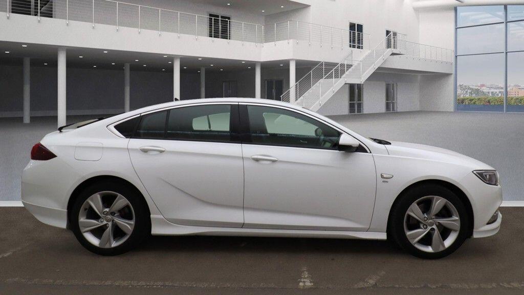 Used Vauxhall Insignia 2019 for sale - 76377208: Photo 7