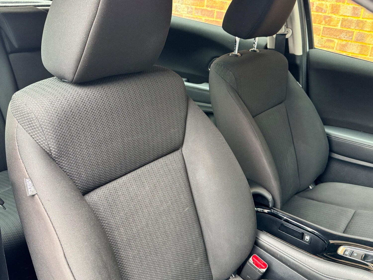 Used Honda HR-V 2016 for sale - 76326565: Photo 38
