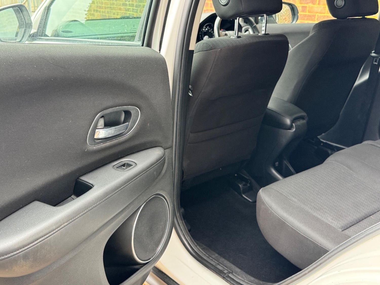 Used Honda HR-V 2016 for sale - 76326565: Photo 40