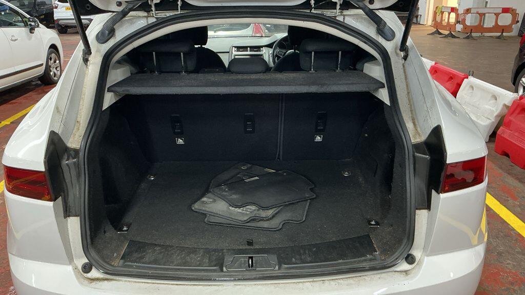 Used Jaguar E-Pace 2019 for sale - 76752816: Photo 10