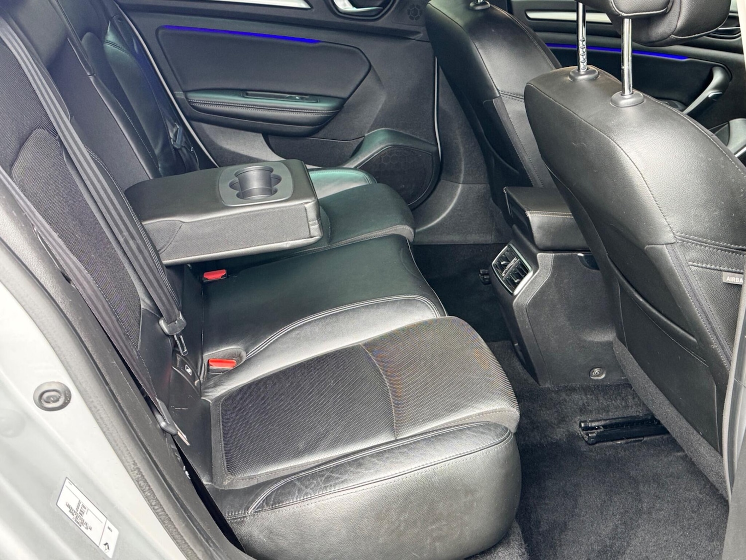 Used Renault Megane 2016 for sale - 76327252: Photo 10