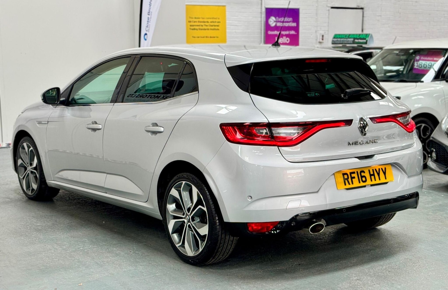 Used Renault Megane 2016 for sale - 76327252: Photo 12