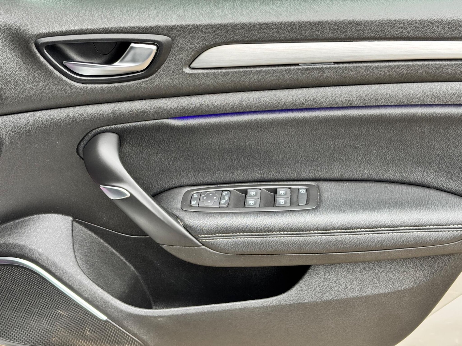 Used Renault Megane 2016 for sale - 76327252: Photo 36