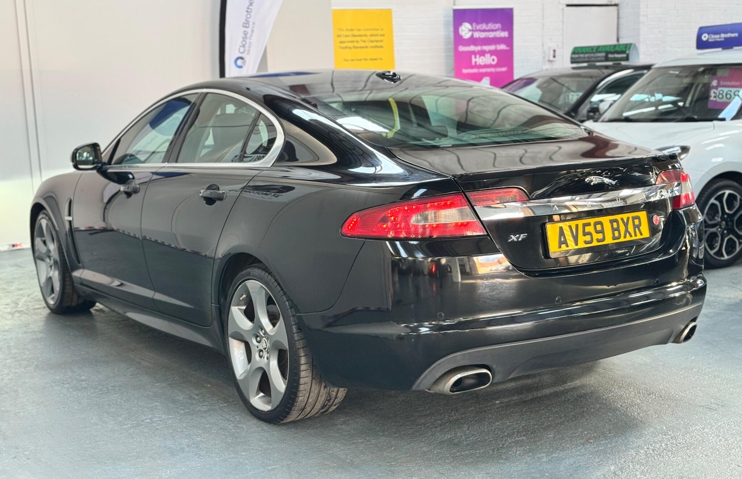 Used Jaguar XF 2009 for sale - 76667214: Photo 12