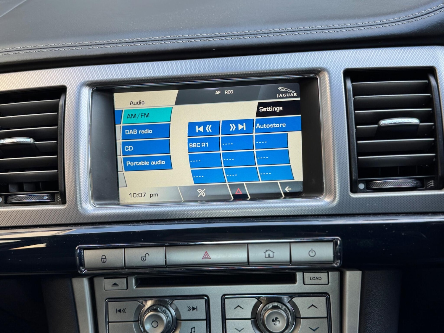 Used Jaguar XF 2009 for sale - 76667214: Photo 29