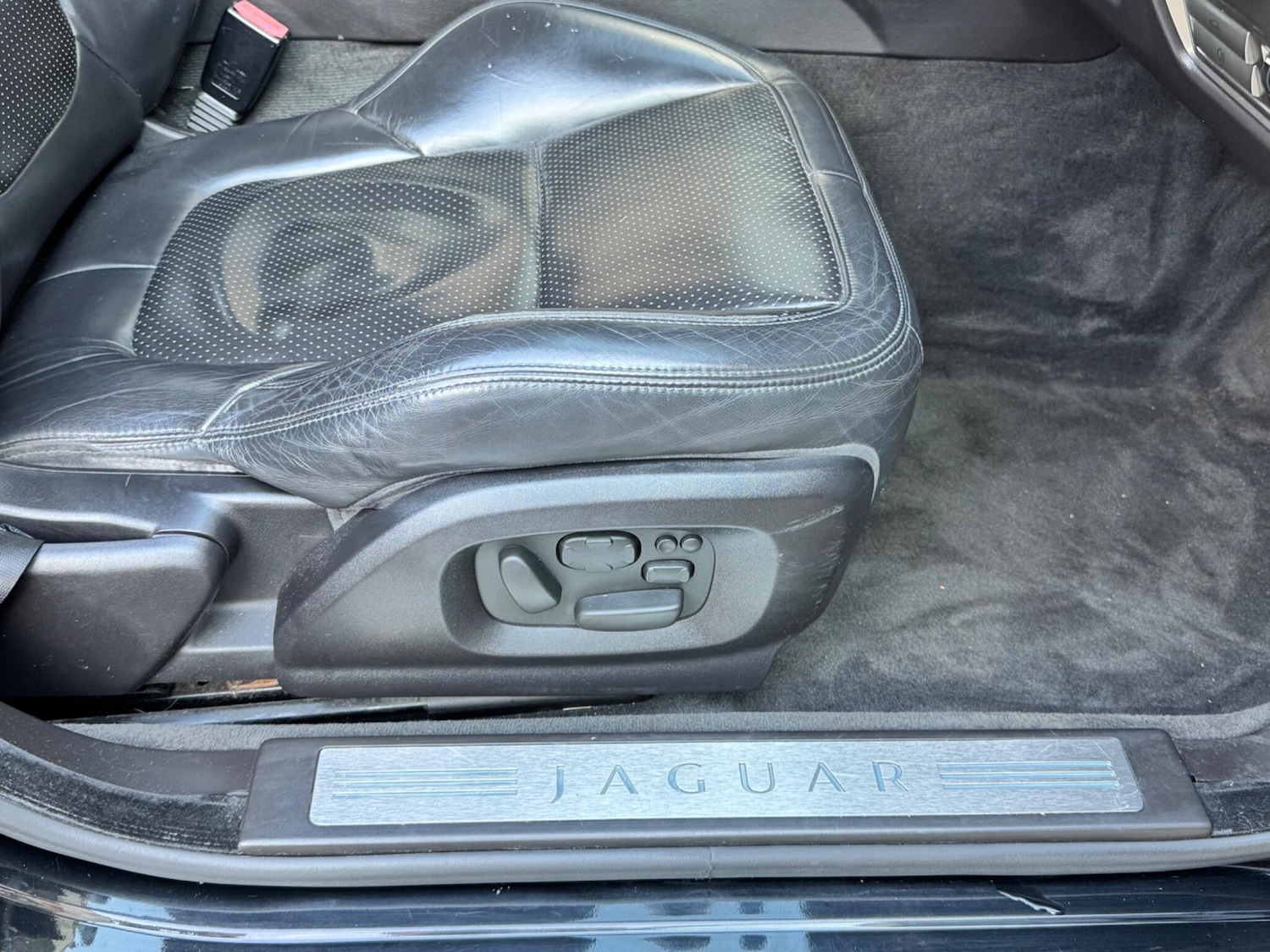 Used Jaguar XF 2009 for sale - 76667214: Photo 33