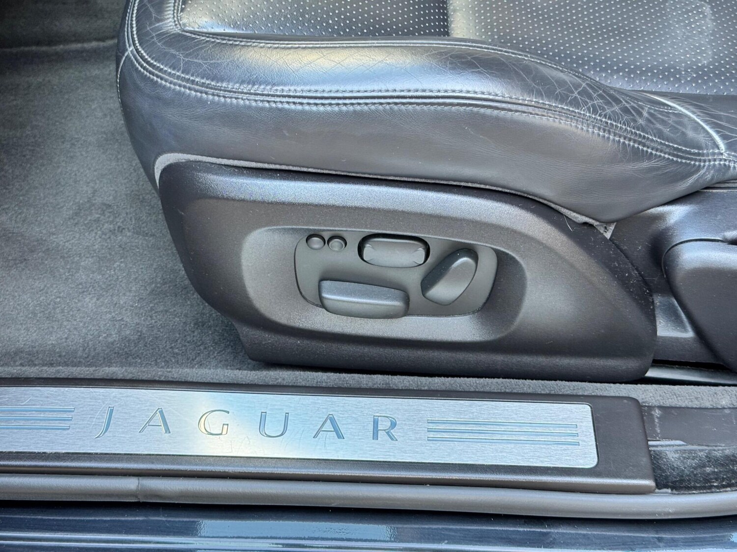 Used Jaguar XF 2009 for sale - 76667214: Photo 34