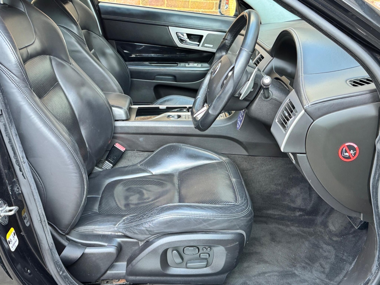 Used Jaguar XF 2009 for sale - 76667214: Photo 6