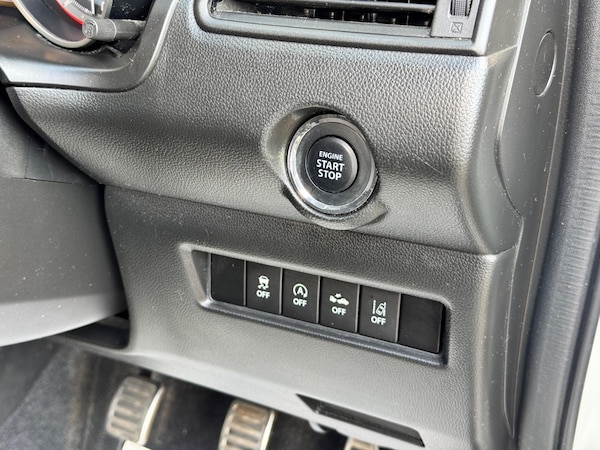 Used Suzuki Swift 2019 for sale - 76326652: Photo 32