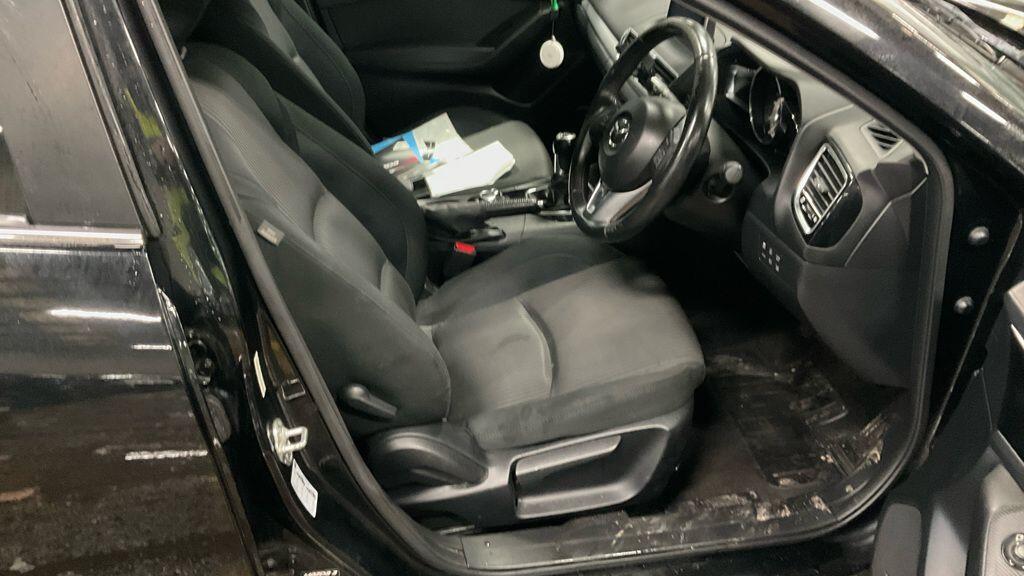 Used Mazda Mazda3 for sale - 77320329: Photo 3