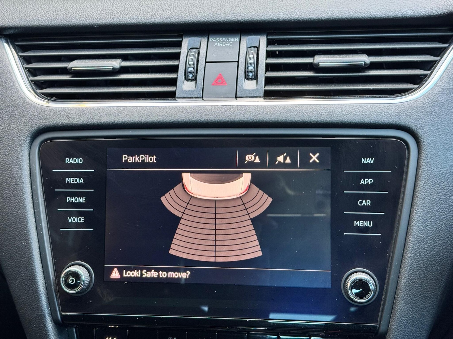 Used Skoda Octavia 2017 for sale - 76942589: Photo 25