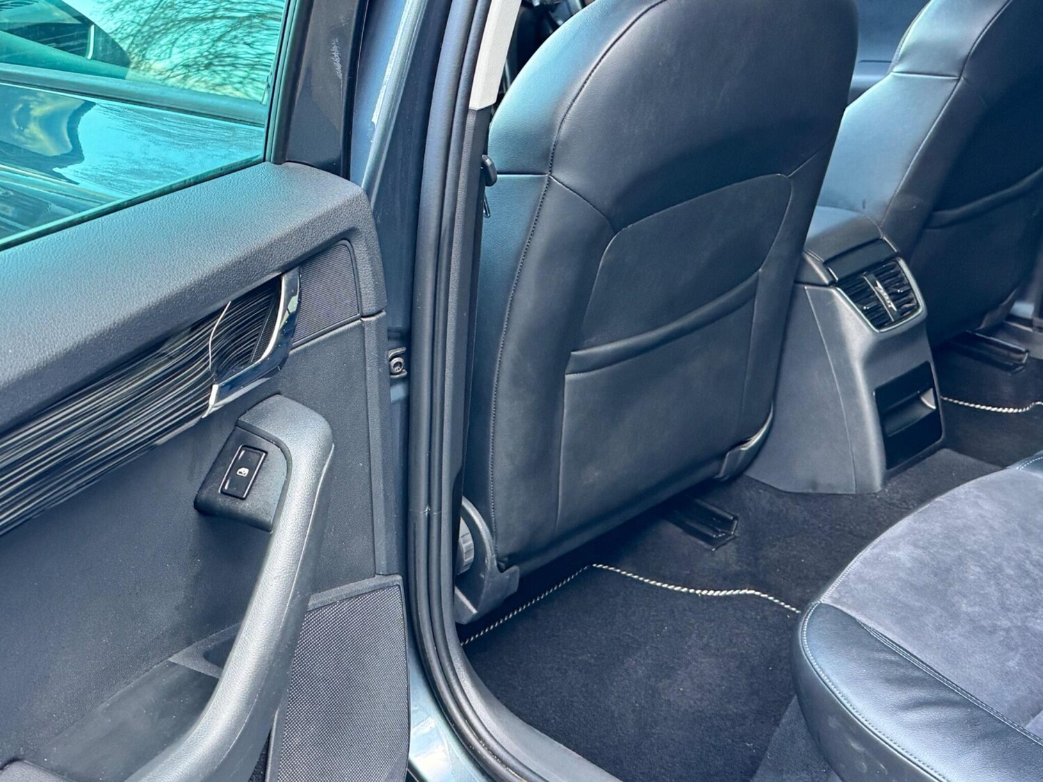 Used Skoda Octavia 2017 for sale - 76942589: Photo 40