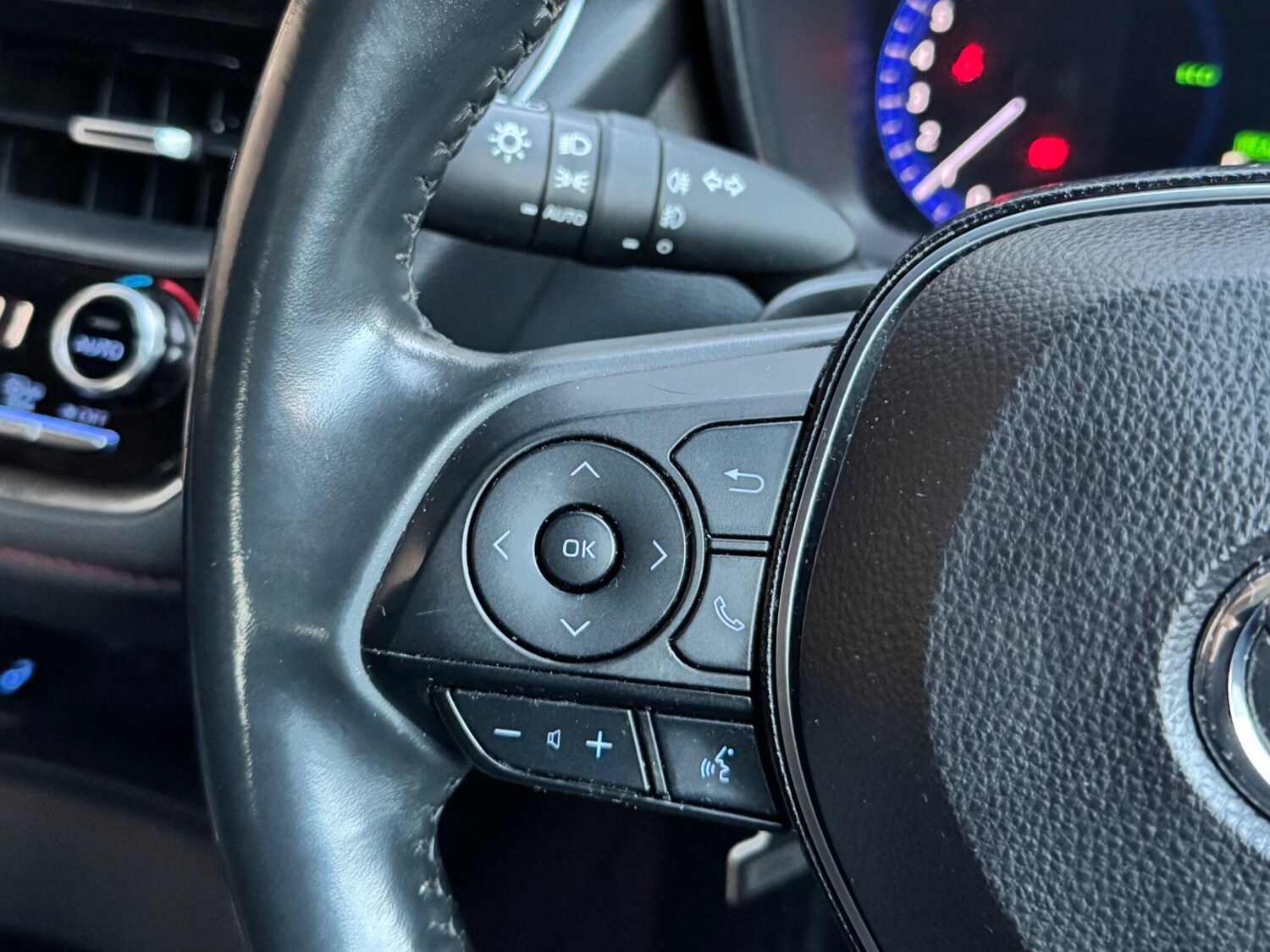 Used Toyota Corolla 2020 for sale - 76633462: Photo 43