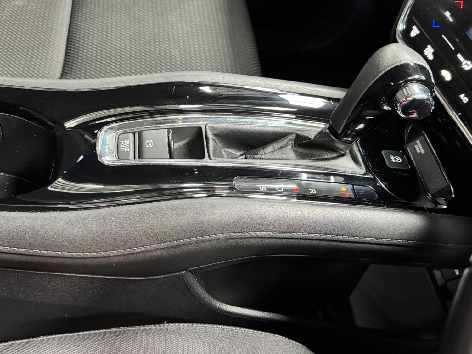 Used Honda HR-V 2019 for sale - 76326924: Photo 40