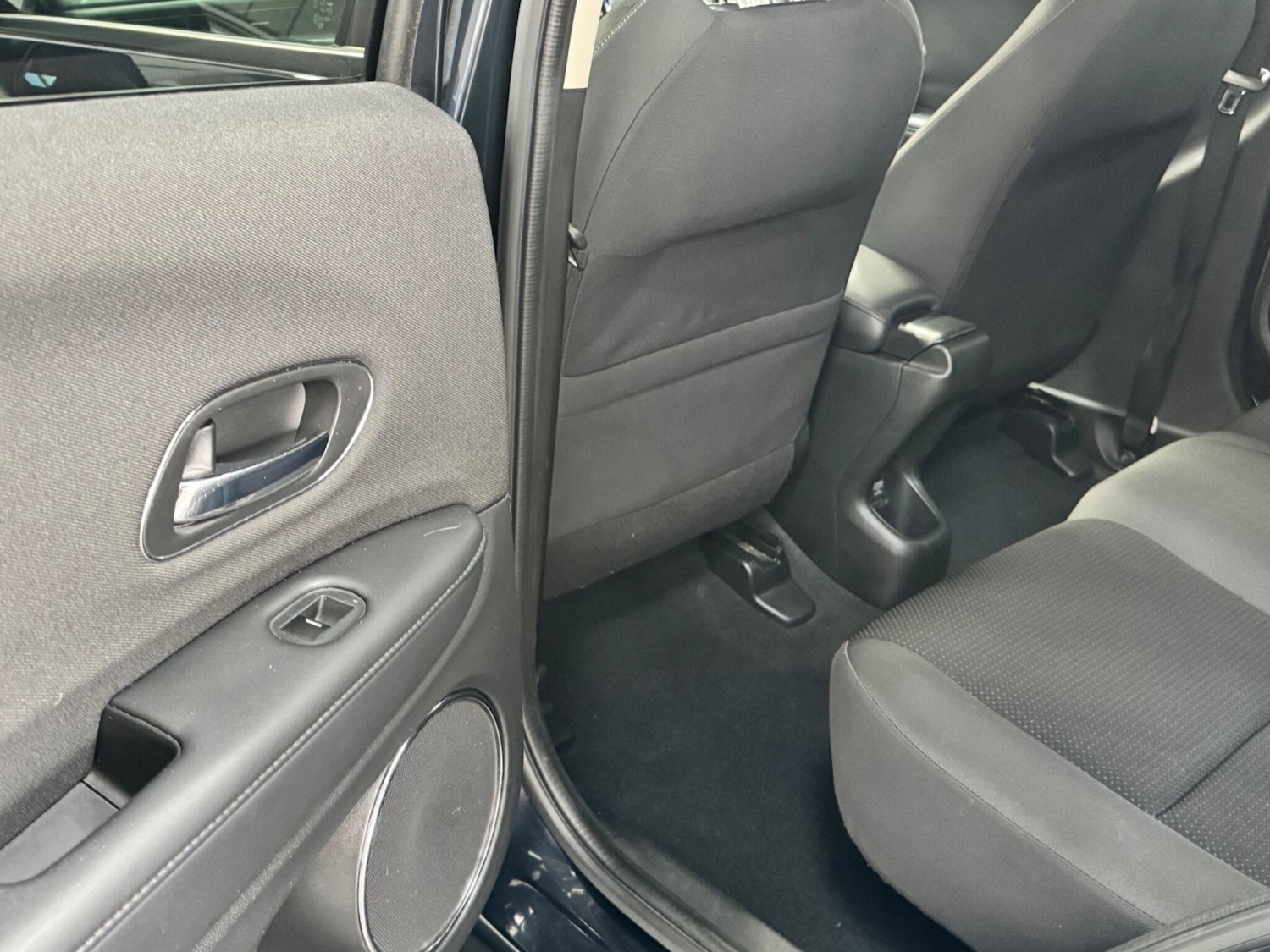 Used Honda HR-V 2019 for sale - 76326924: Photo 50