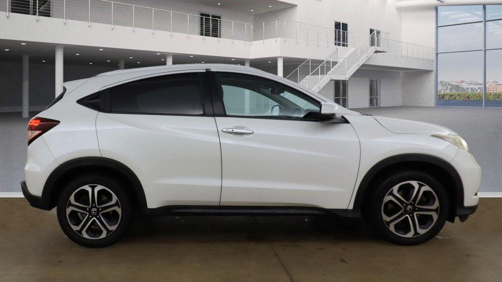 Used Honda HR-V 2017 for sale - 76327014: Photo 7
