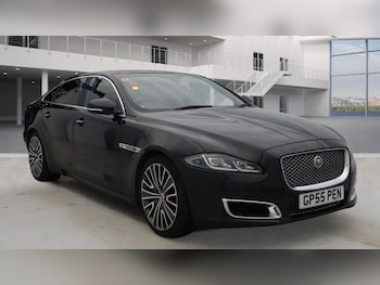 Used Jaguar XJ 2016 for sale - 76666604: Photo