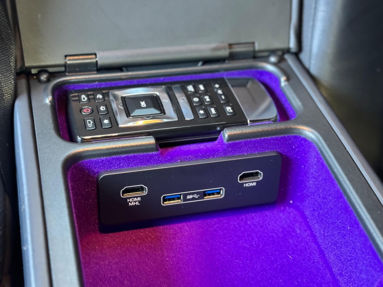 Used Jaguar XJ 2016 for sale - 76666604: Photo 48