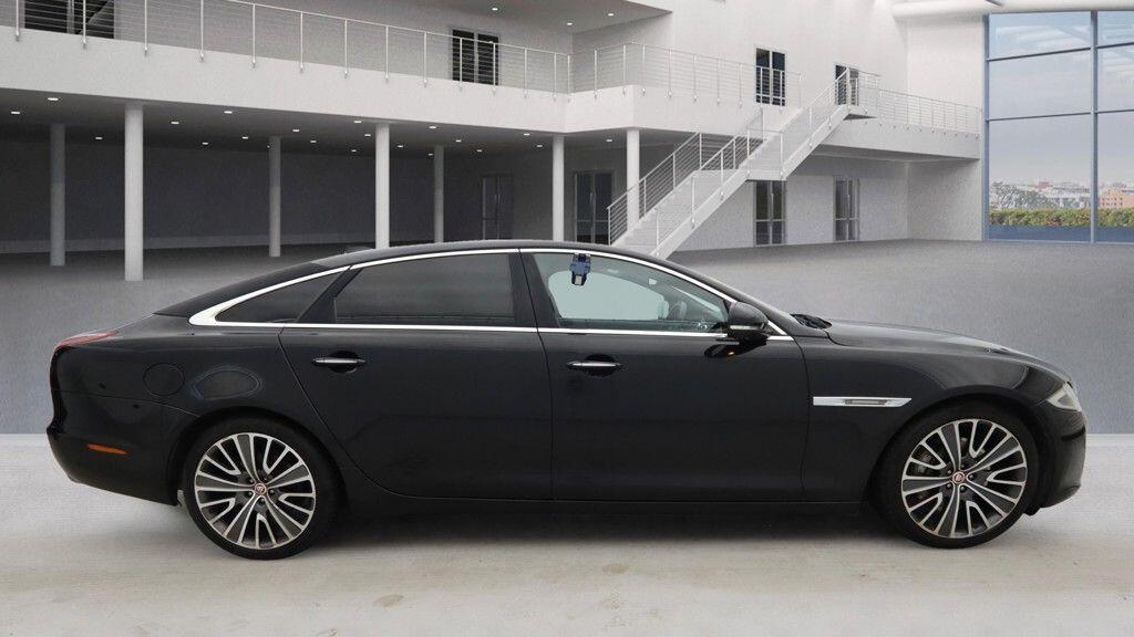 Used Jaguar XJ 2016 for sale - 76666604: Photo 6